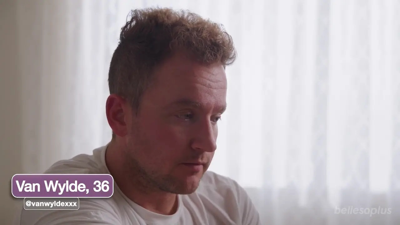 Violet Myers Bedroom Sex Tape With Van Wylde - ePornLeak