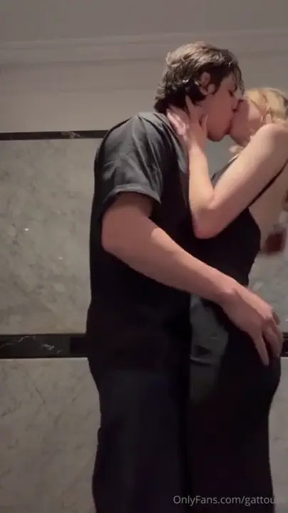 Gattouz0 Drills Hope Heaven's Pussy In The Bathroom