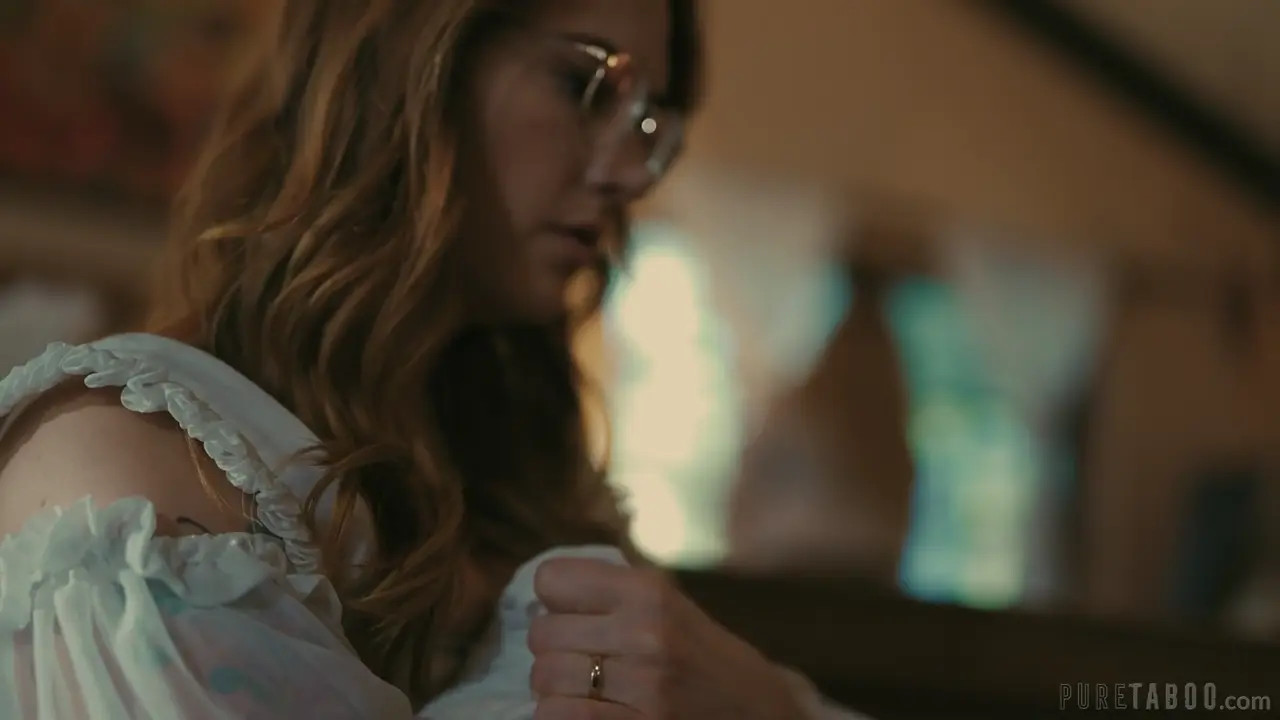 BBC Owns Lesbian Couple Lena Paul & Siridahl - ePornLeak