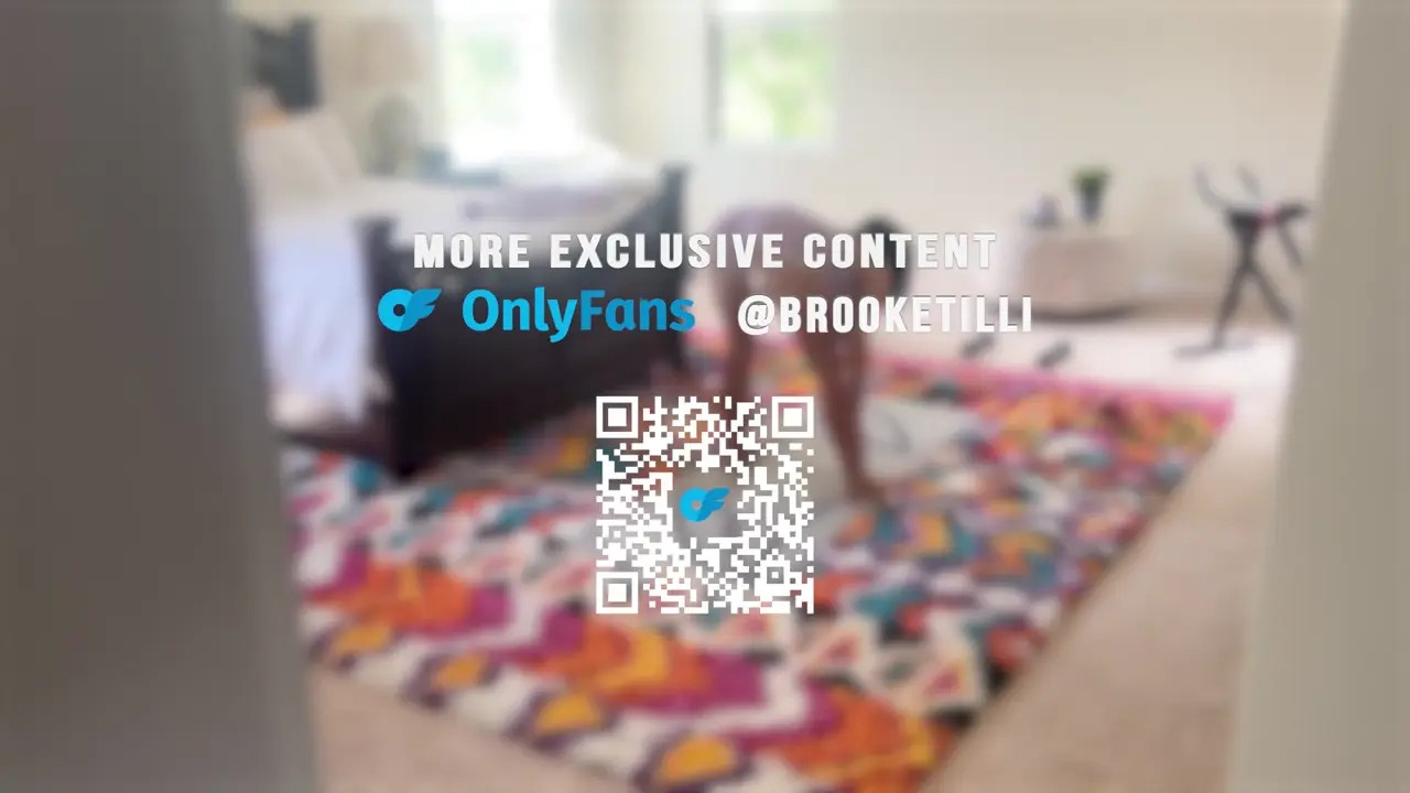 Brooketilli Sucks And Takes A Load In Mouth