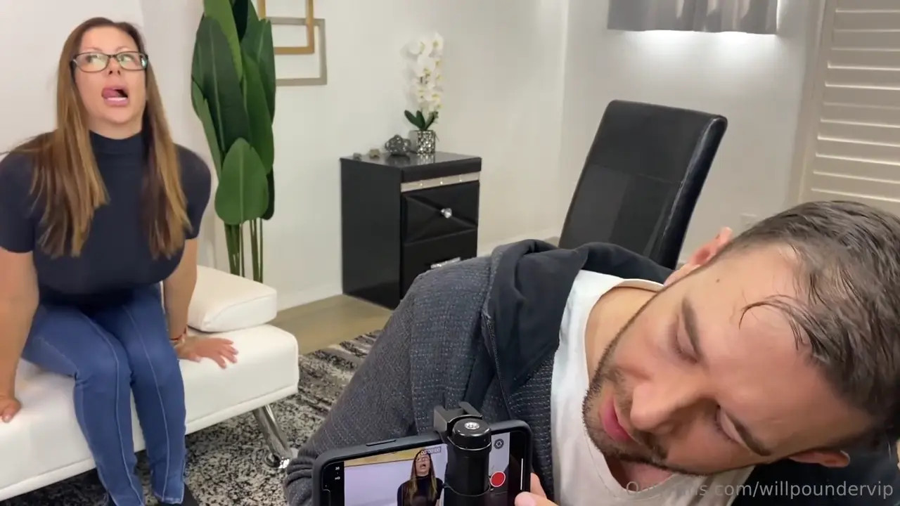 Alexis Fawx Gets A Cumshot After Being Plowed - ePornLeak