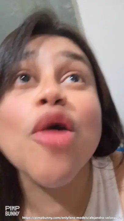 Alejandra Velasquez Gives Blowjob As An Escort In A Car - ePornLeak