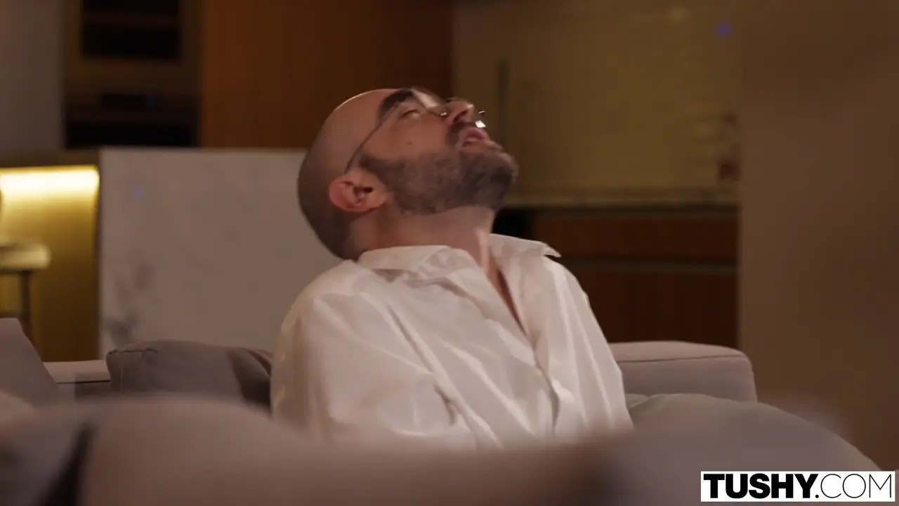 Agatha Vega And Eve Sweet Join An Orgy