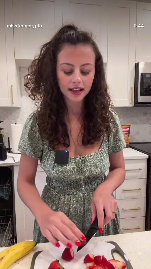 Missteencrypto OnlyFans Leaked Nude Video #312537