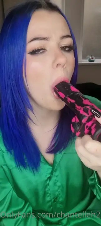 Chantelle Howarth Vibrator Session