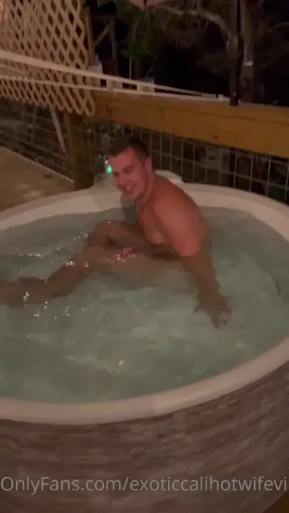 Victoria Lit Sucking A White Cock