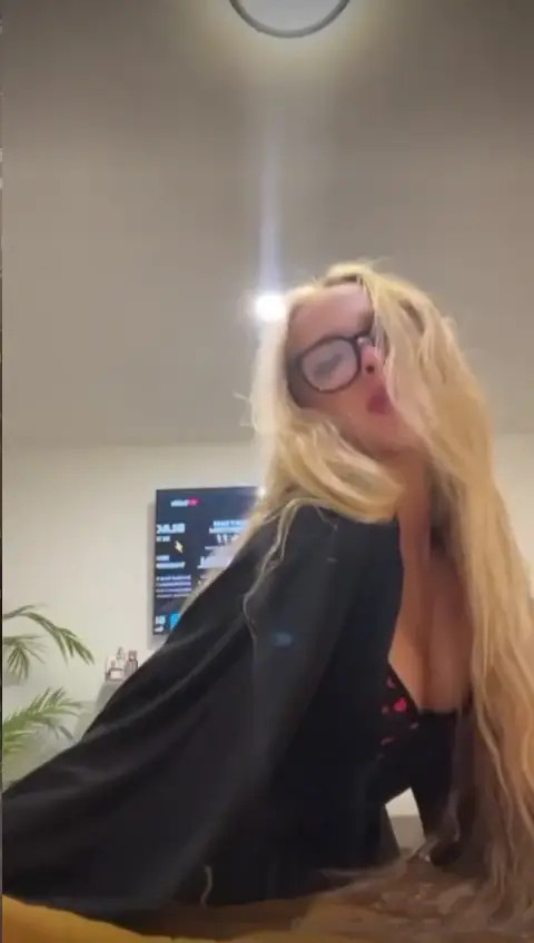 Julia_filippo OnlyFans Leaked Nude Video #322075