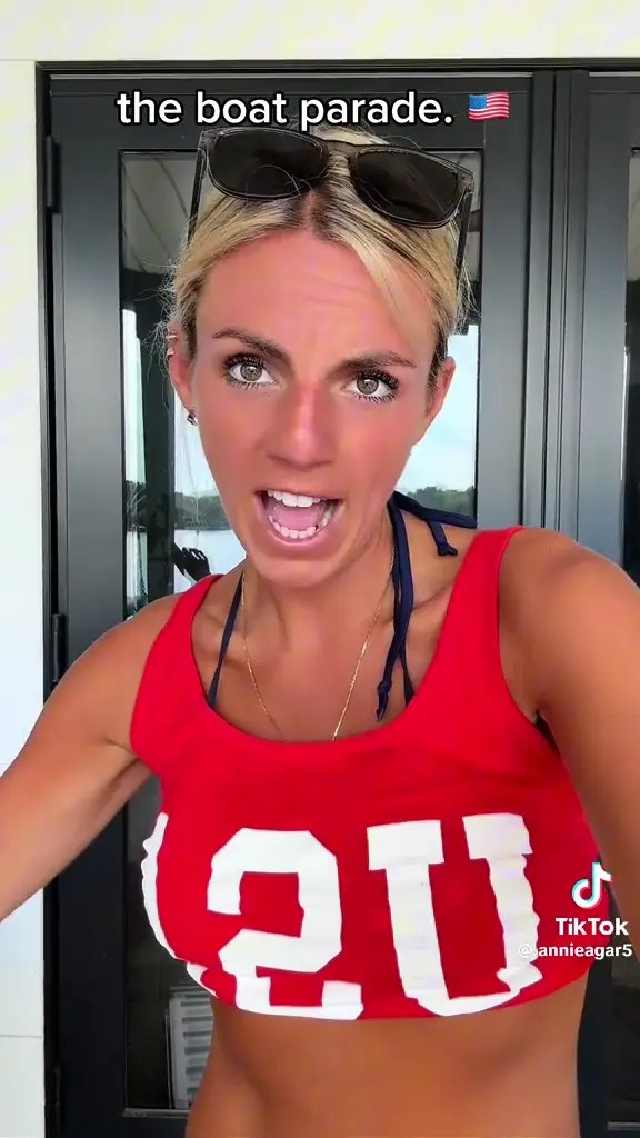 Annieagar5 OnlyFans Leaked Nude Video #322719