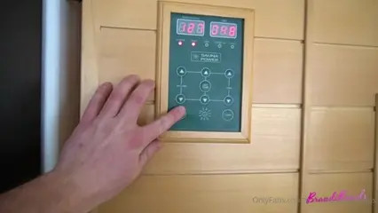 Brandi Braids Sneaky Sauna Blowjob - ePornLeak