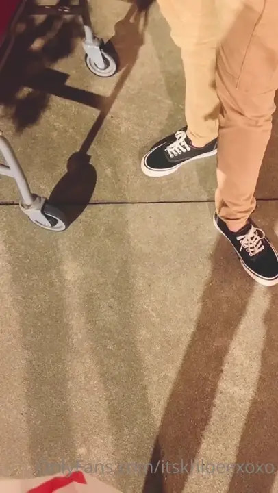 Itskhloeexoxo Sucking And Having Sex