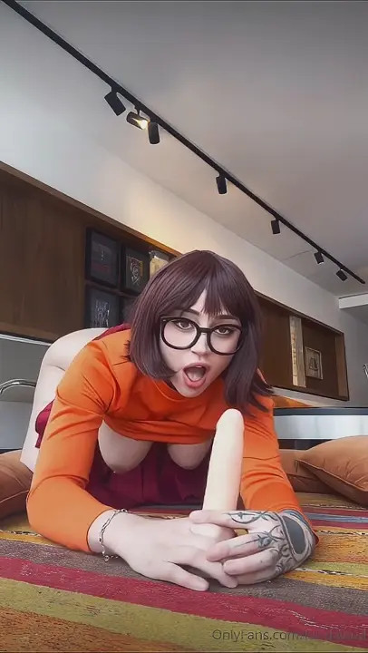 Lai Dawud Fucking A Dildo