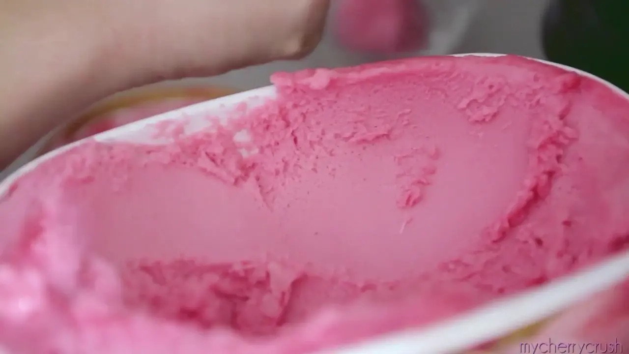 Summer Babe Cherrycrush Loves Food Play And Masturbating - ePornLeak