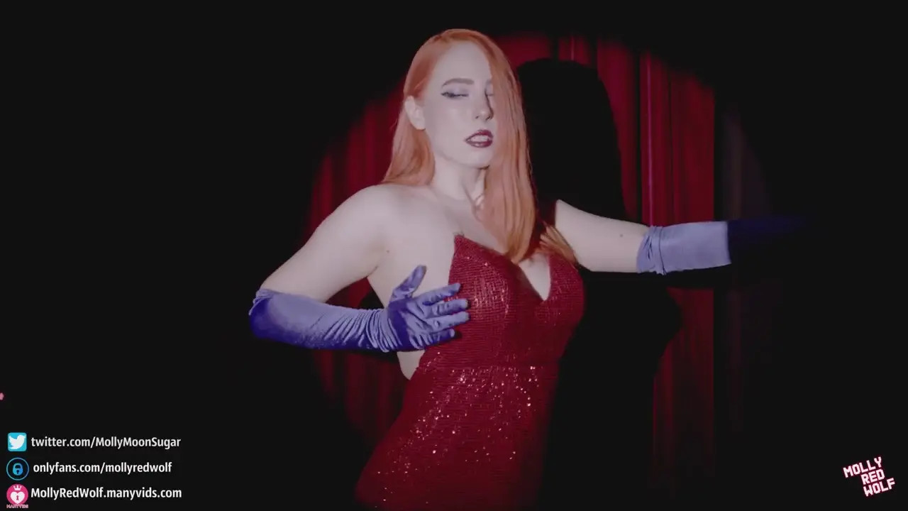 MollyRedWolf Plays Jessica Rabbit For Her Horny Boyfriend - ePornLeak