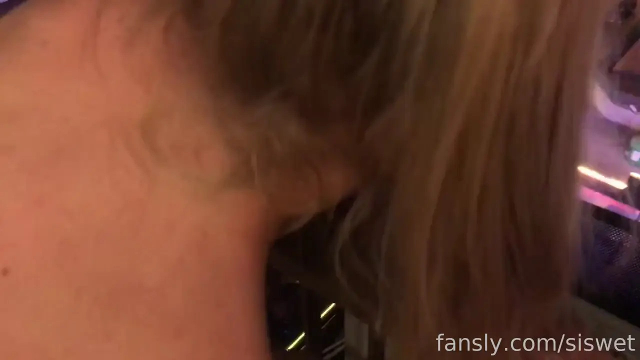 Blonde Siswet19 Has No Qualms About Fucking On The Balcony