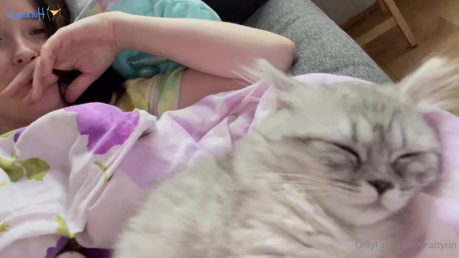 slay 🗡 [ slayhil ] - 🇺🇸 Have you ever imagined yourself spilling milk on me, love? 