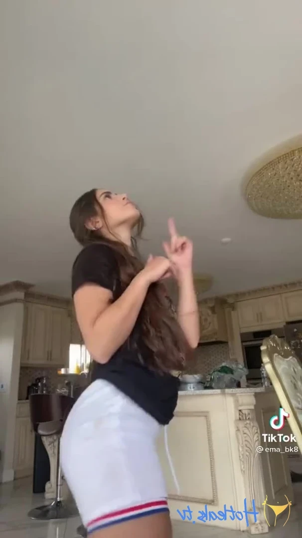 Emarr B [ emarrb ] - Good morning