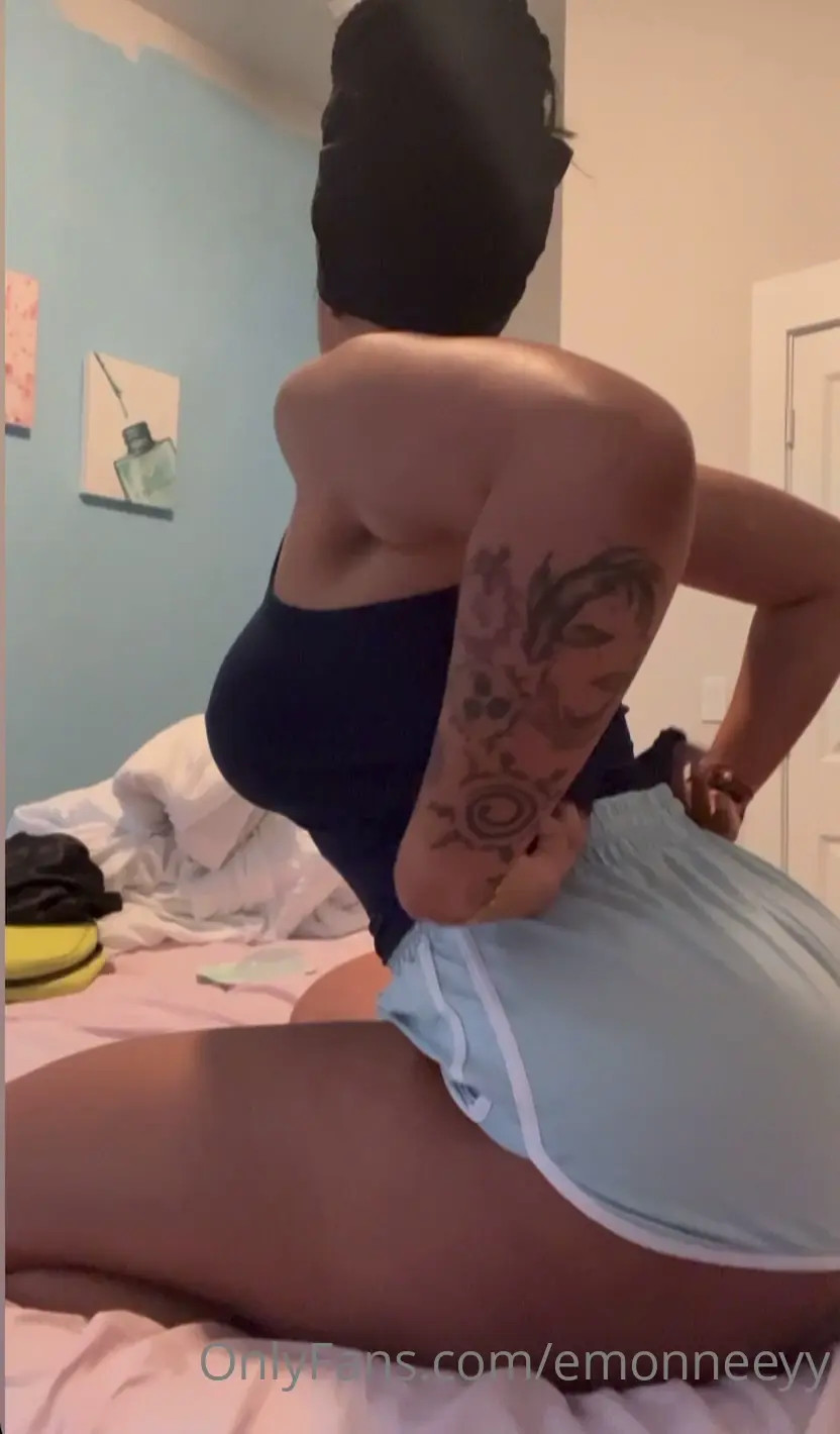 Feetluver32 OnlyFans Leaked Nude Video #352159