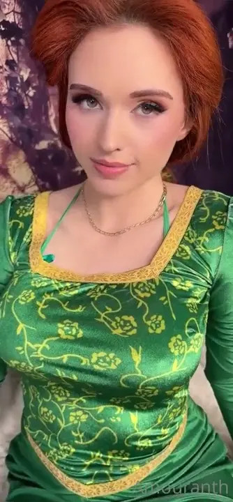 Princess Fiona Amouranth Gets Whipped And Rides Shrek's Cock