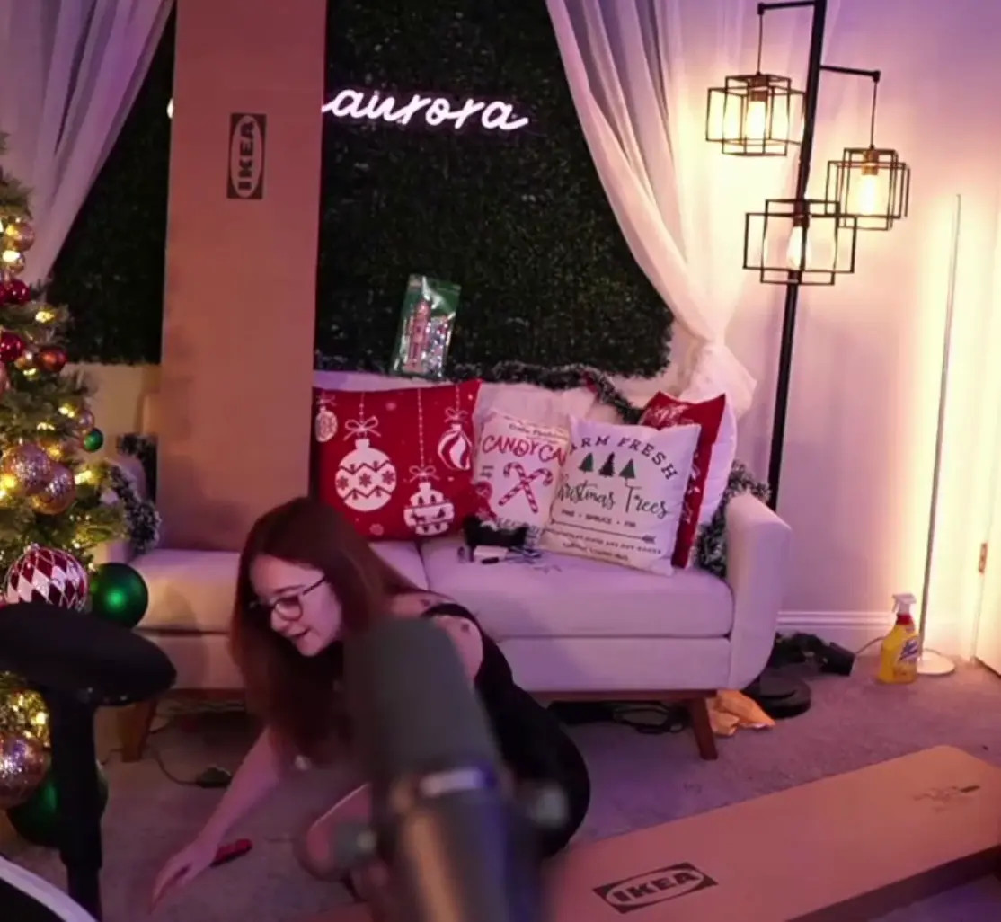 Lyssaurora OnlyFans Leaked Nude Video #355668