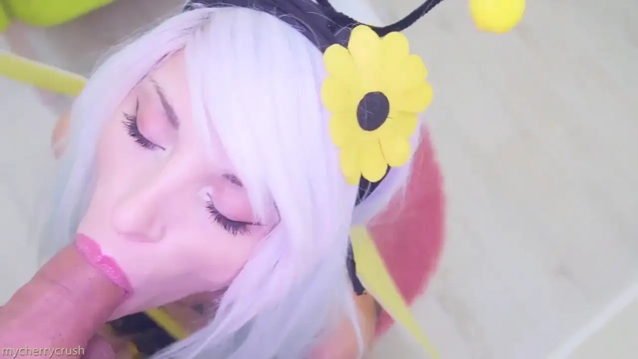 Cherrycrush Enjoys Tasting Honey From A Dick After Anal Sex