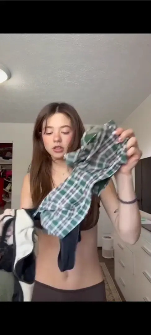 Skyskysoflyy OnlyFans Leaked Nude Video #356347