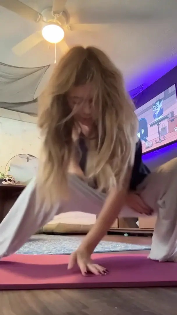 Skyskysoflyy OnlyFans Leaked Nude Video #356367