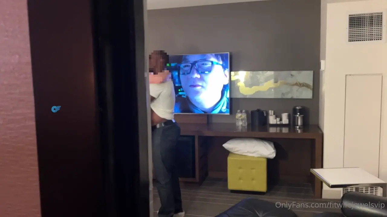 Fitwifejewelsvip Sex With Her BBC Boss