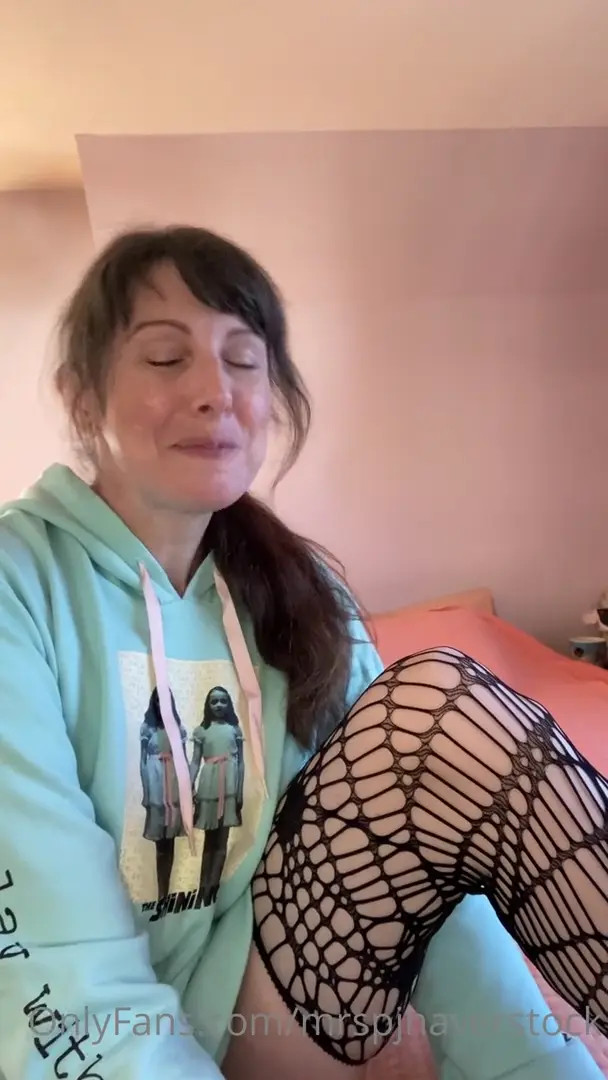 Mrspjhaverstock OnlyFans Leaked Nude Video #359374