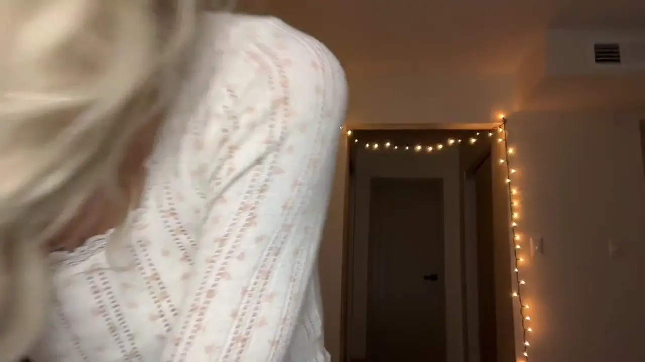 Annieangel18 OnlyFans Leaked Nude Video #360064