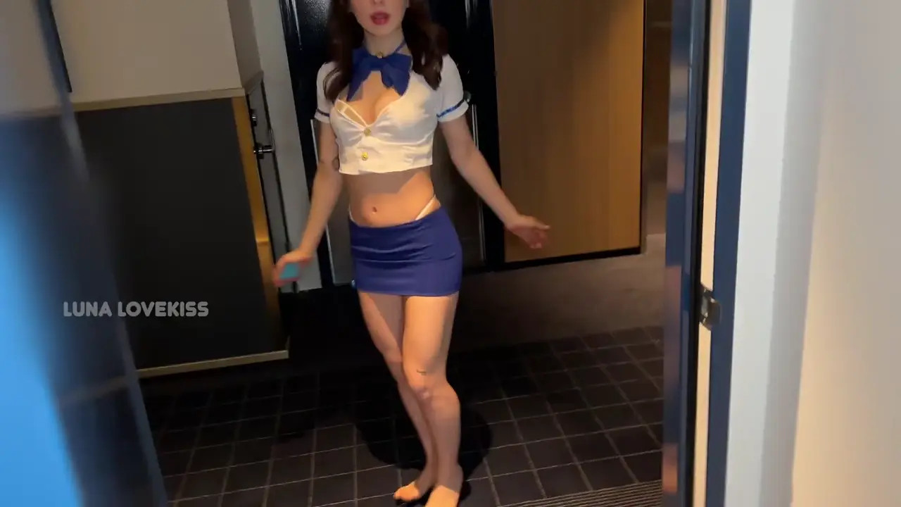 Luna Lovekiss Convinces Friend To Fuck Her - ePornLeak