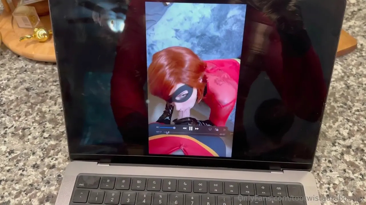 Too Twisted Taboo As Helen & Violet Parr Rides Huge Cock