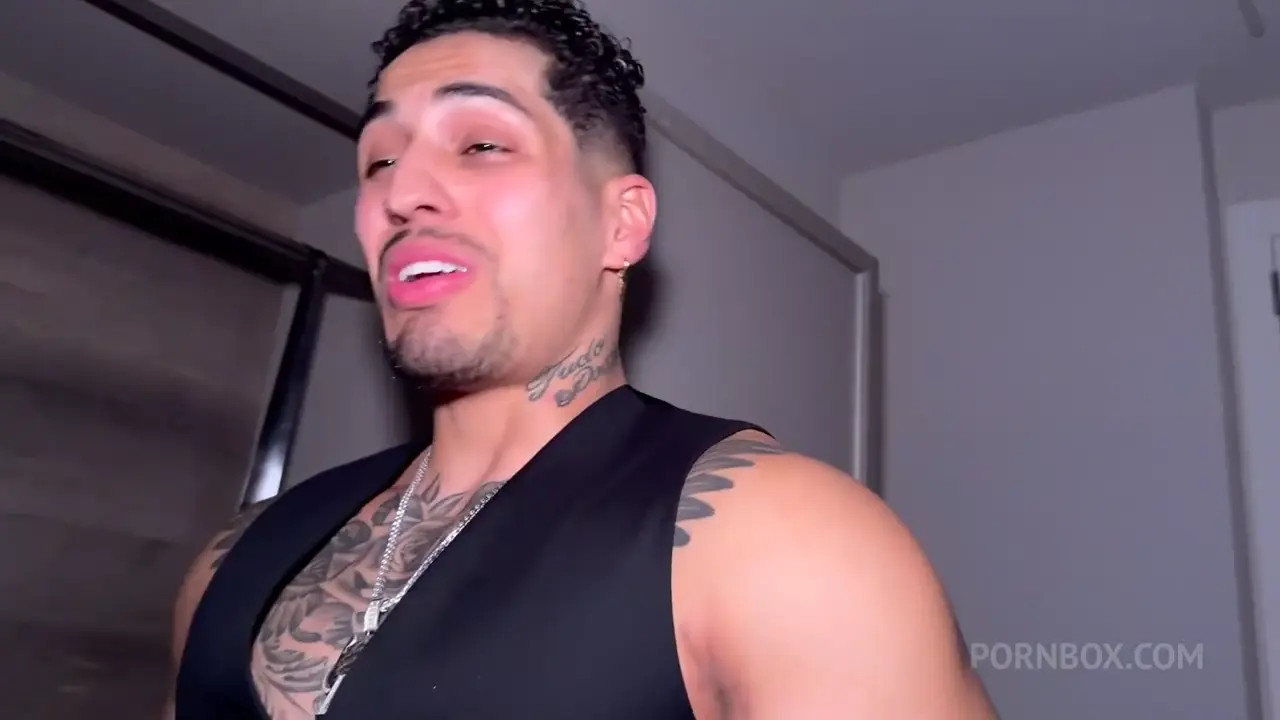 Three BBCs Take Rossavaxx's Pussy