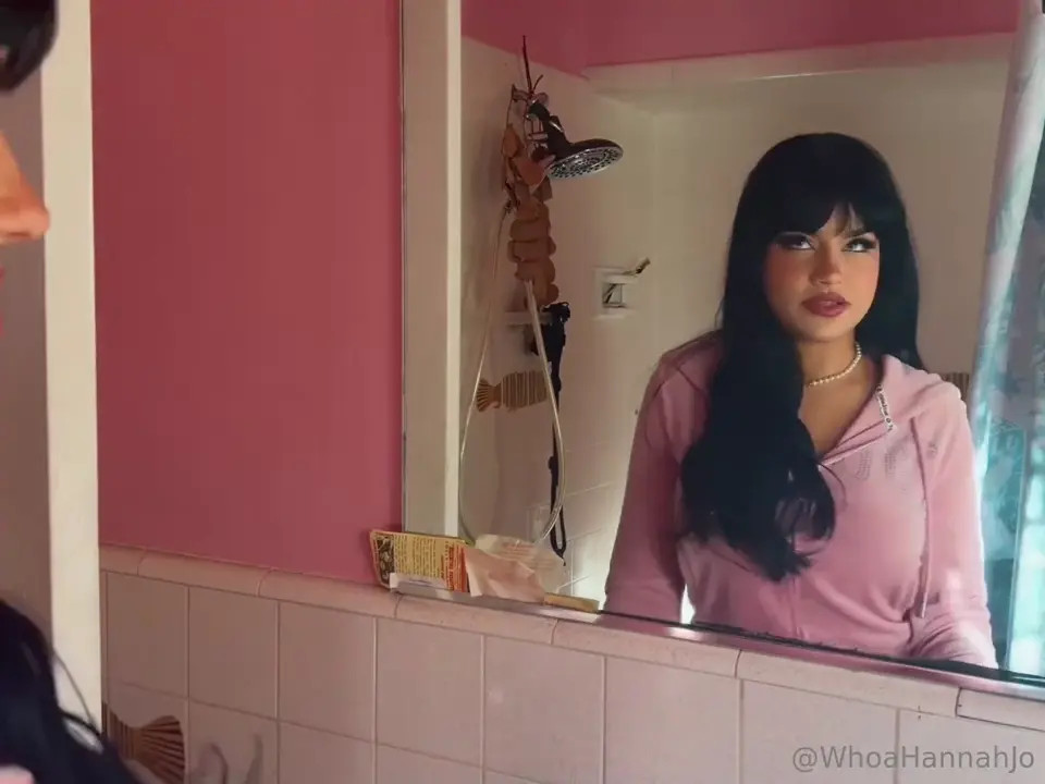 Hannah Jo Gets Plowed By A Trans' Dick - ePornLeak