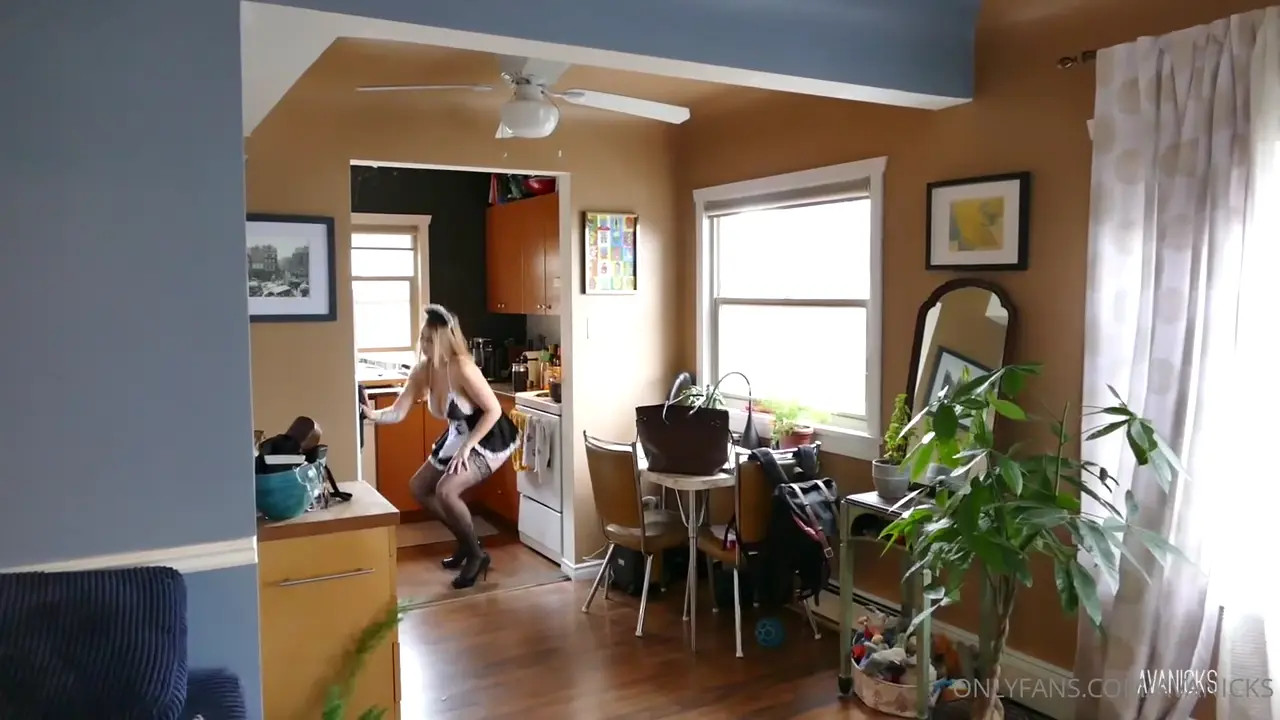 Ava Nicks Does Housekeeping