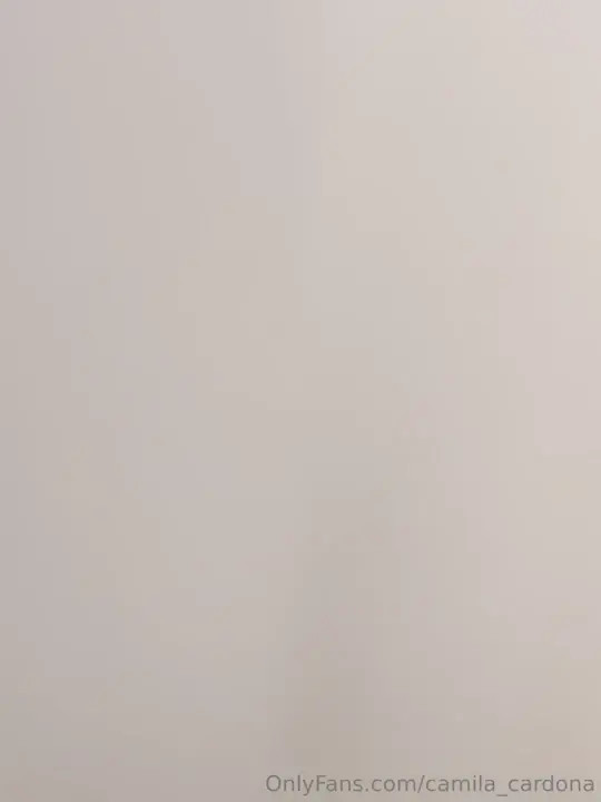 Camila_Cardona Rubbing Her Wet Pussy