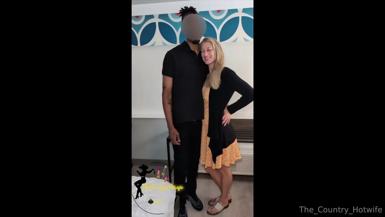 MILF The_Country_Hotwife Throats A BBC