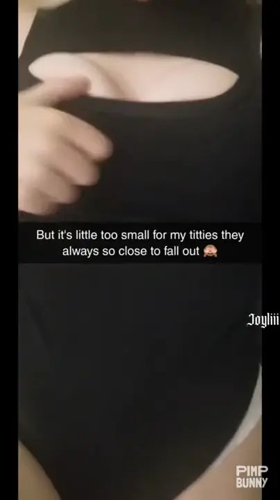 Joyliii Teases And Plays Her Pussy With A Dildo
