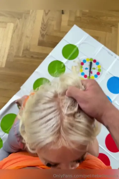 Belle Olivia's Hot Sex After Playing Twister - ePornLeak