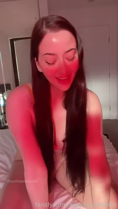 Audrey Fills Her Thirsty Hole With A New Dildo