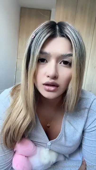 Juliana Cortez Blows & Fucks Her Black Dildo