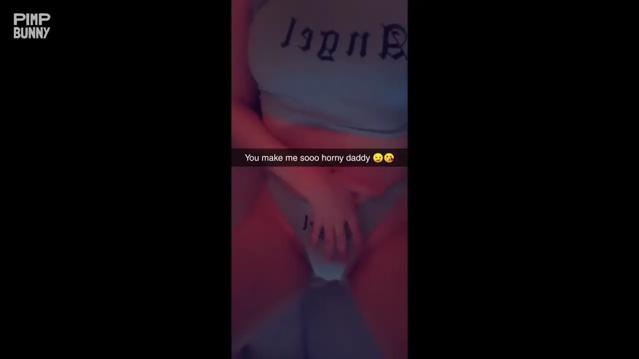 Horny Joyliii Plays With Her Pussy