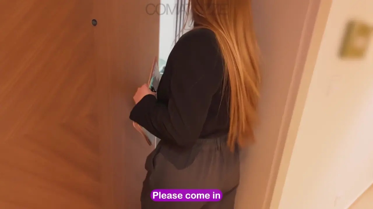 The Real Estate Agent Comatozze Gets Fucked For Money