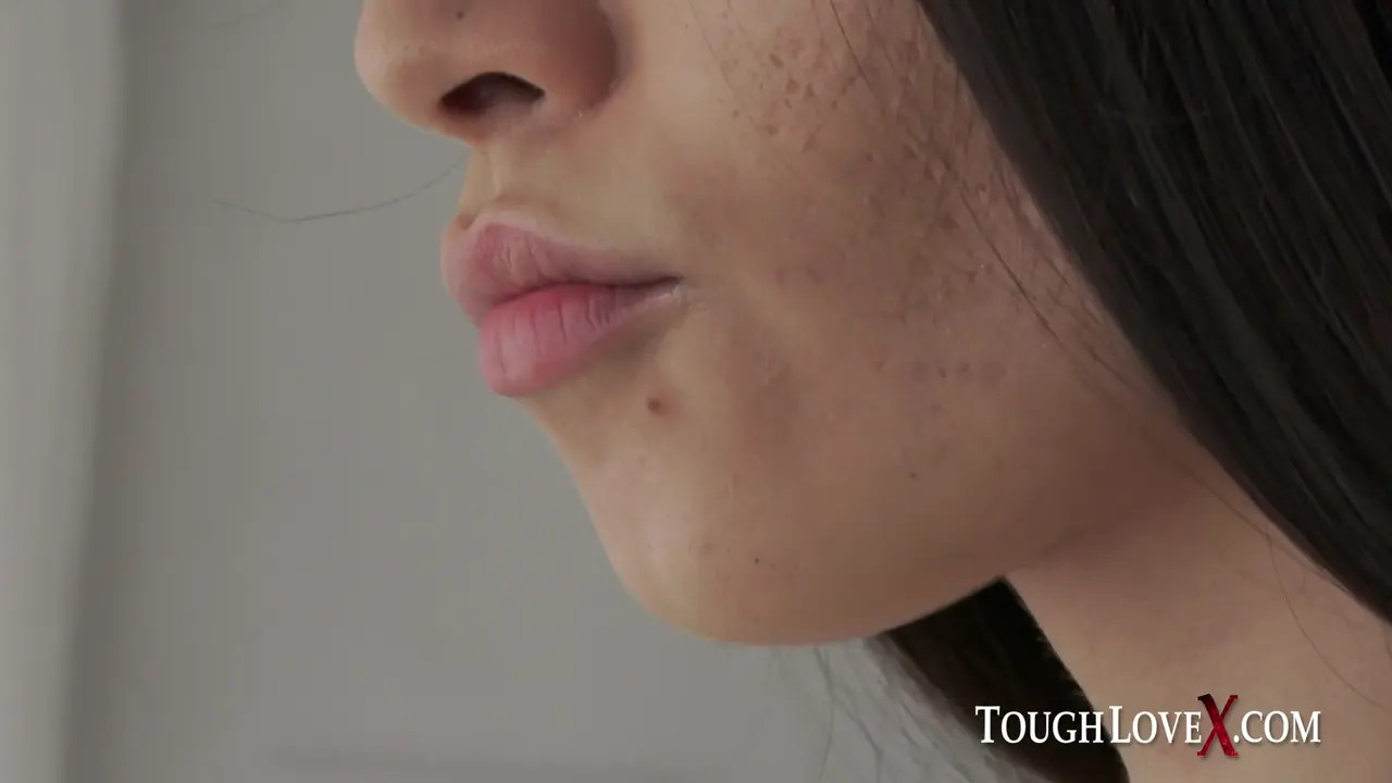 Submissive Aria Lee Takes A Dicking Down