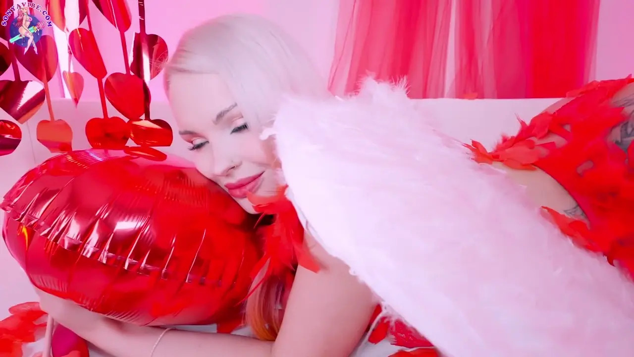 Sonya Vibe Sucks And Rides A Girthy Dildo