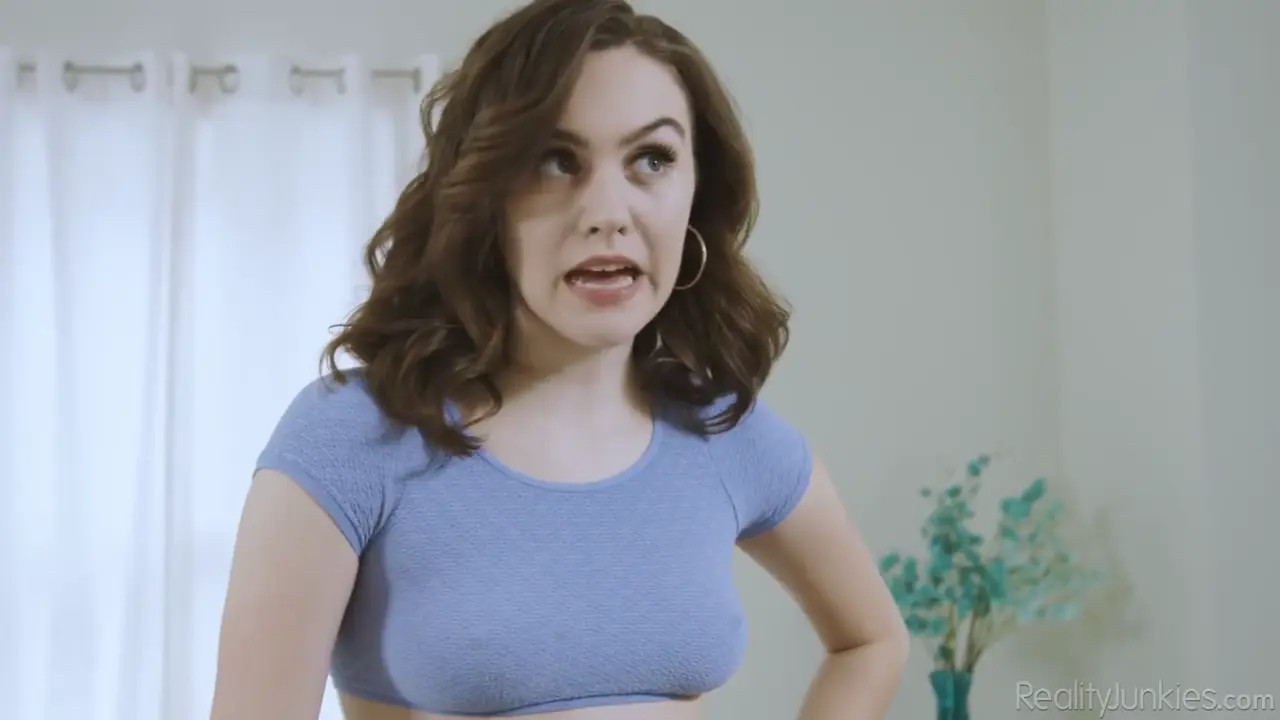 Masseuse Freya Parker Gets Fucked By A Client