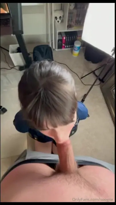 Soogsx Gives A Blowjob In Her Police Uniform