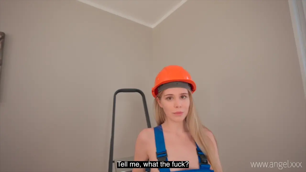 Worker Daria Angel Pleasures Her Boss' Cock