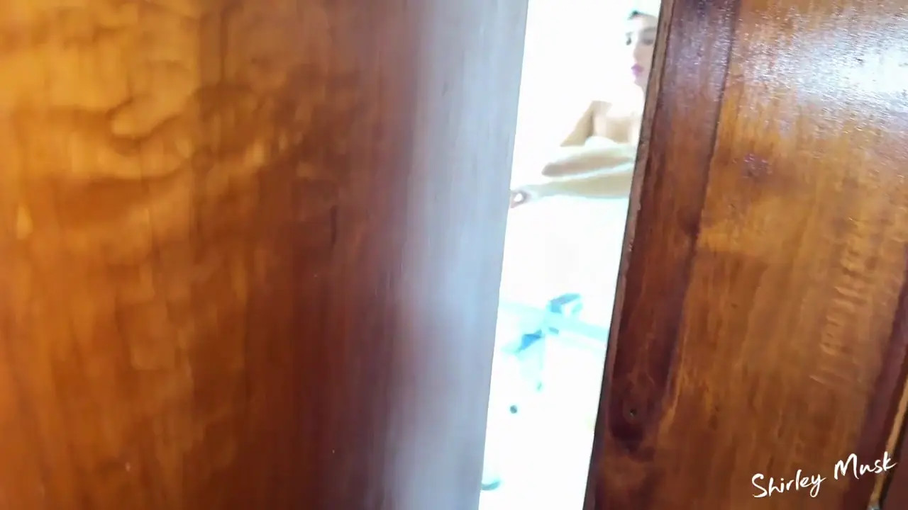 Shirley Musk Gets Fucked In A Hotel