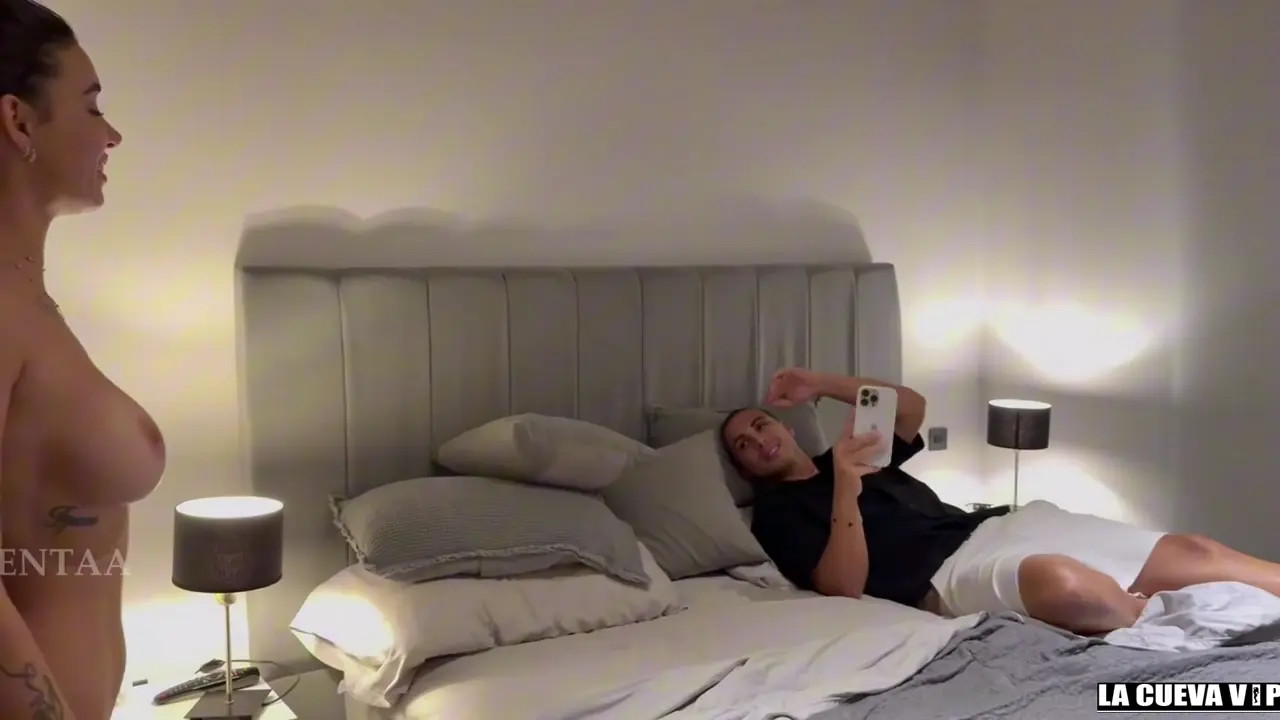 Cam Nair Gets Fucked And Receives A Cumshot