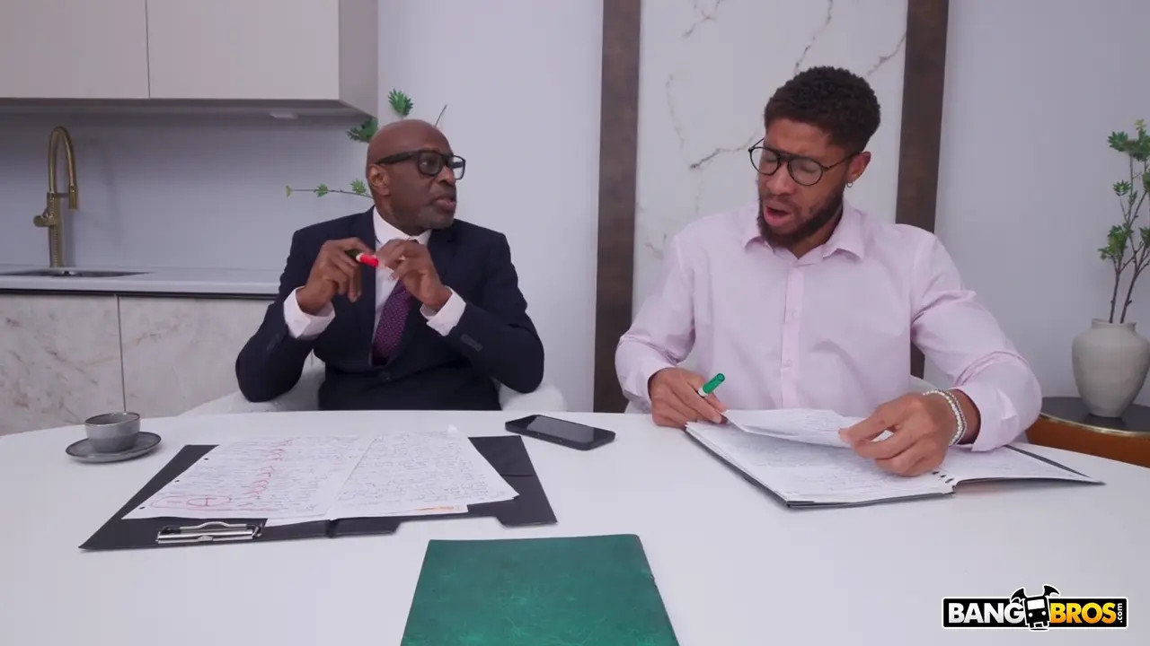 Student Carolina Guerrero Satisfies Two BBCs - ePornLeak